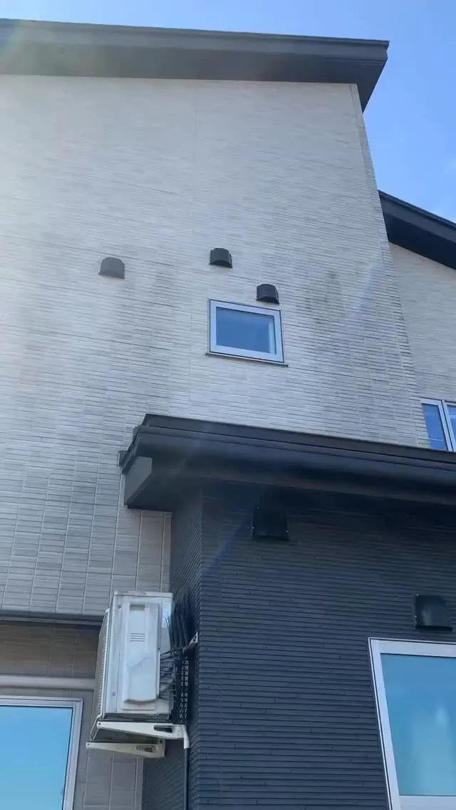 秋田はまだ寒いです。